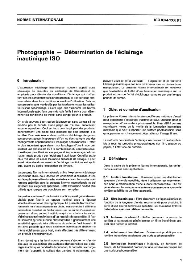 ISO 8374:1986 - Photographie -- Détermination de l'éclairage inactinique ISO