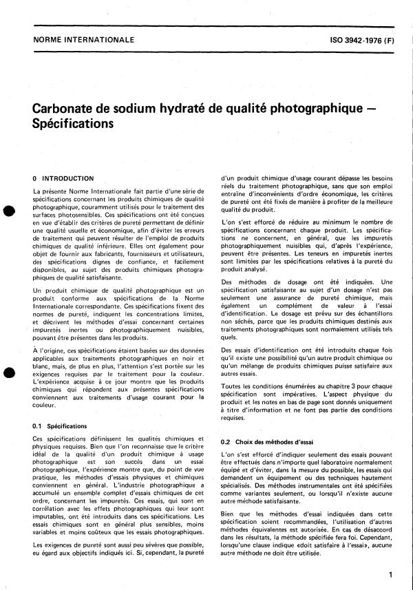 ISO 3942:1976 - Carbonate de sodium hydraté de qualité photographique -- Spécifications